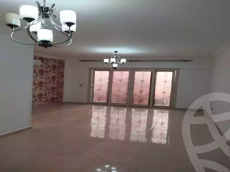 https://aqarmap.com.eg/en/listing/5902949-for-rent-cairo-6th-of-october-compounds-pyramids-walk
