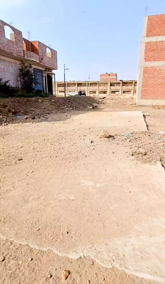 https://aqarmap.com.eg/en/listing/5904741-for-sale-qalyubia-shbeen-el-qanater-shbeen-el-qanater-city
