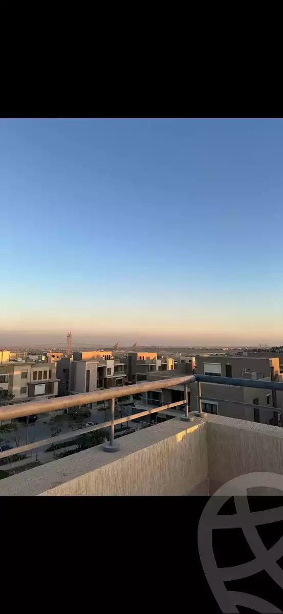 https://aqarmap.com.eg/en/listing/5905250-for-rent-cairo-6th-of-october-compounds-pyramids-heights