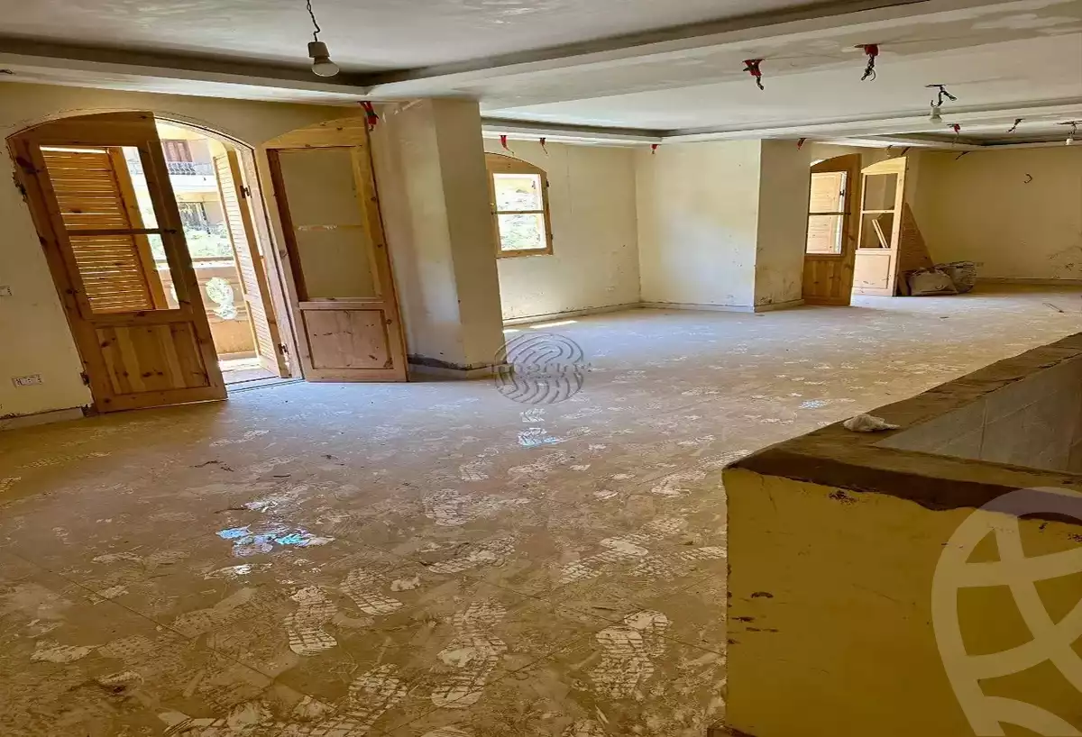 https://aqarmap.com.eg/ar/listing/5906513-for-sale-cairo-6th-of-october-el-ahyaa-neighborhood-2nd-divided-from-al-kafrawei-st
