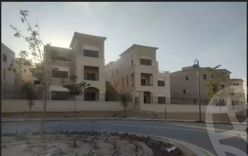 https://aqarmap.com.eg/ar/listing/5907384-for-sale-cairo-mokattam-compounds-uptown-cairo