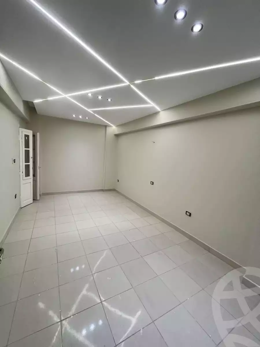 https://aqarmap.com.eg/en/listing/5907904-for-rent-cairo-new-cairo-first-settlement-neighbourhood-5-el-shaheed-islam-raafat-st