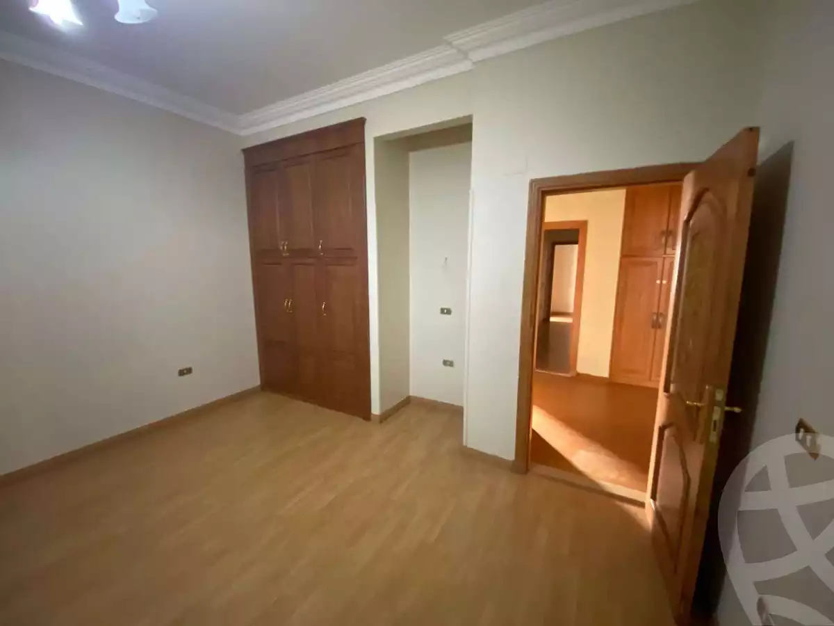 https://aqarmap.com.eg/en/listing/5910860-for-rent-cairo-new-cairo-el-choueifat-el-sheikh-mahmoud-el-banna-st