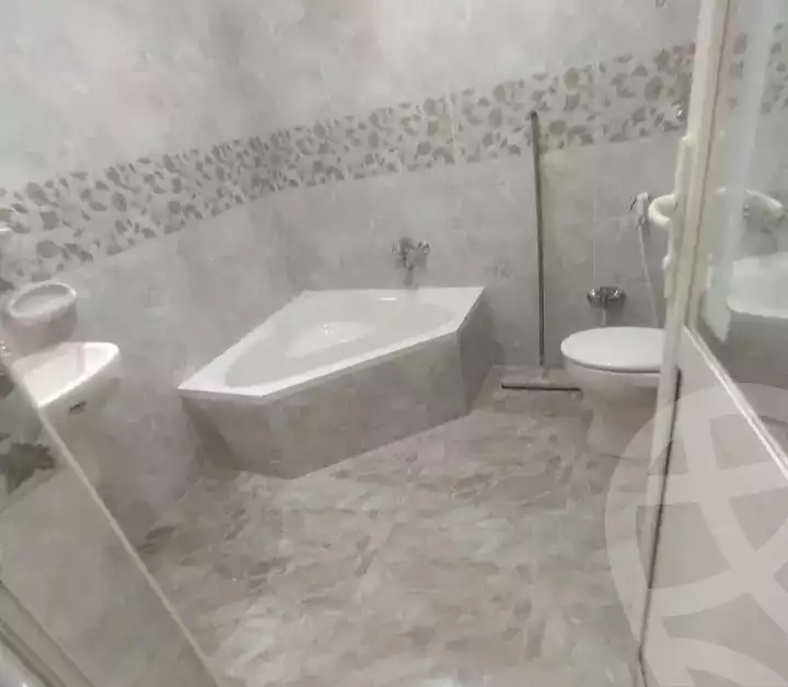 https://aqarmap.com.eg/ar/listing/5911511-for-rent-cairo-faisal-shareaa-el-malek-fasel