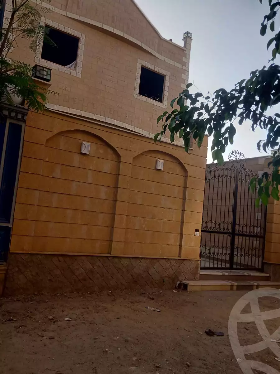 https://aqarmap.com.eg/en/listing/5915735-for-sale-qalyubia-shubra-el-khaima-bahtim