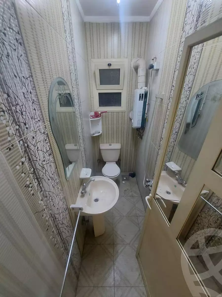 https://aqarmap.com.eg/ar/listing/5915776-for-rent-cairo-helwan-helwan-el-sharkeya-gaafar-st