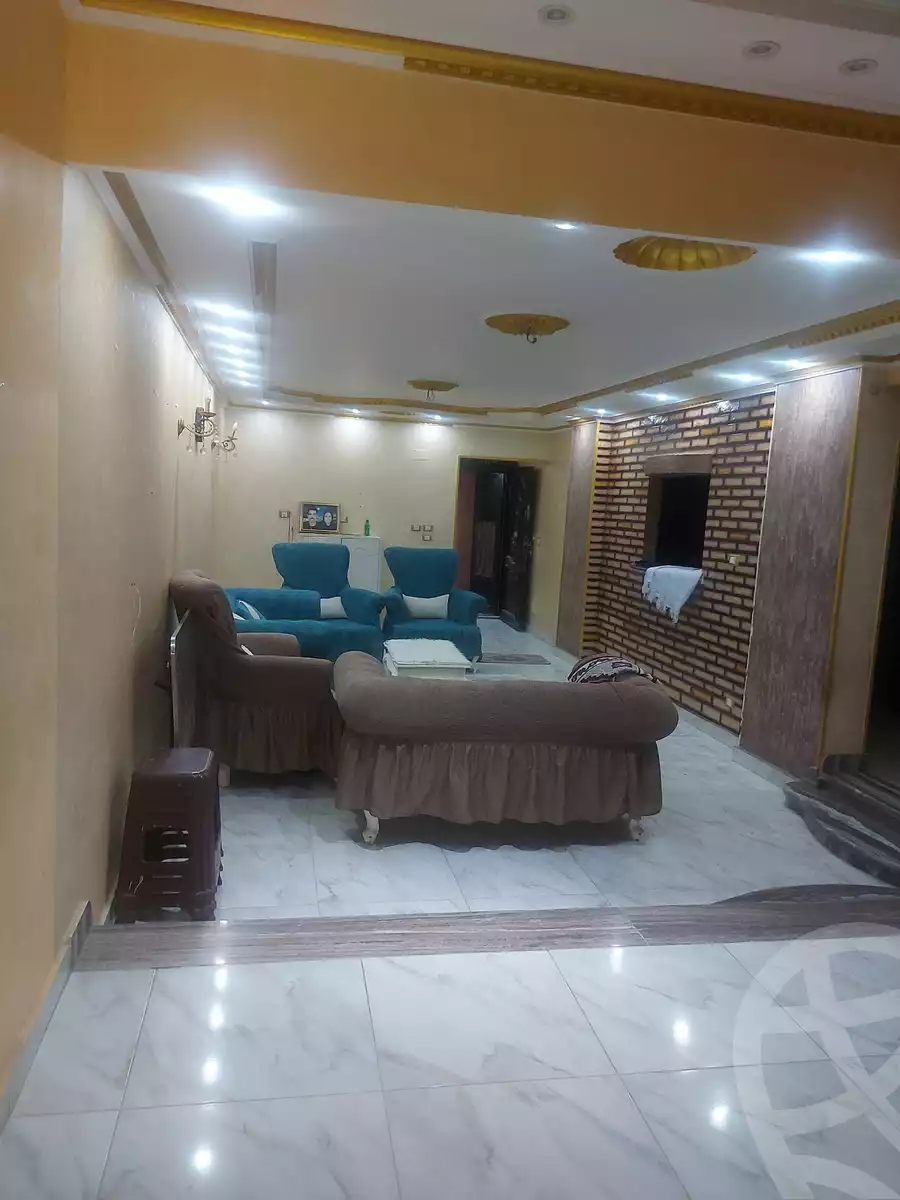 https://aqarmap.com.eg/ar/listing/5916222-for-sale-cairo-helwan-helwan-el-sharkeya-gaafar-st