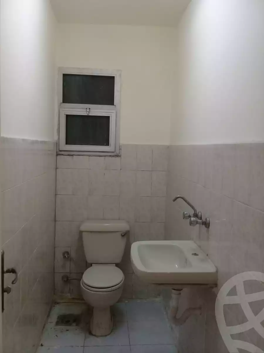 https://aqarmap.com.eg/en/listing/2035894-for-rent-alexandria-miami-shr-jml-bd-lnsr