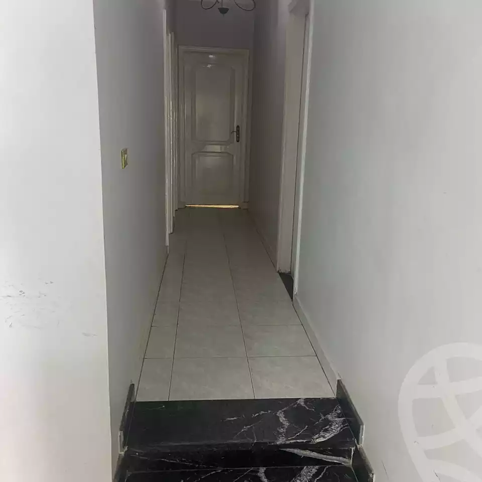 https://aqarmap.com.eg/en/listing/5919316-for-rent-cairo-mokattam-lhdb-l-ly