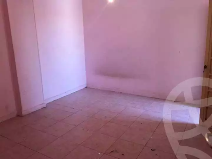 https://aqarmap.com.eg/en/listing/5919619-for-sale-cairo-mokattam-lhdb-l-ly-shareaa-9