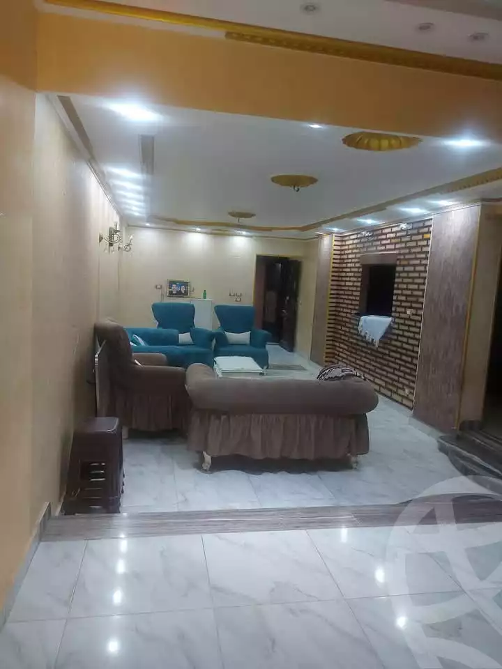 https://aqarmap.com.eg/en/listing/5919993-for-sale-cairo-helwan-helwan-el-sharkeya-gaafar-st