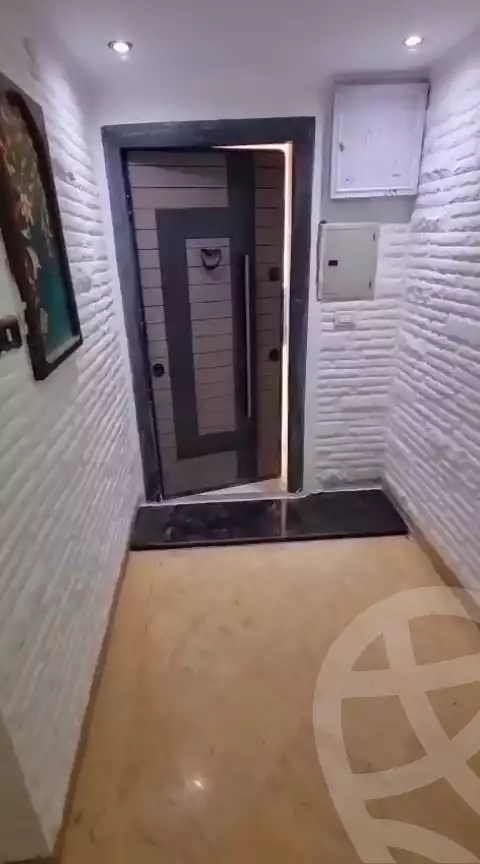 https://aqarmap.com.eg/en/listing/5920440-for-sale-cairo-el-mohandesen-shareaa-shehab