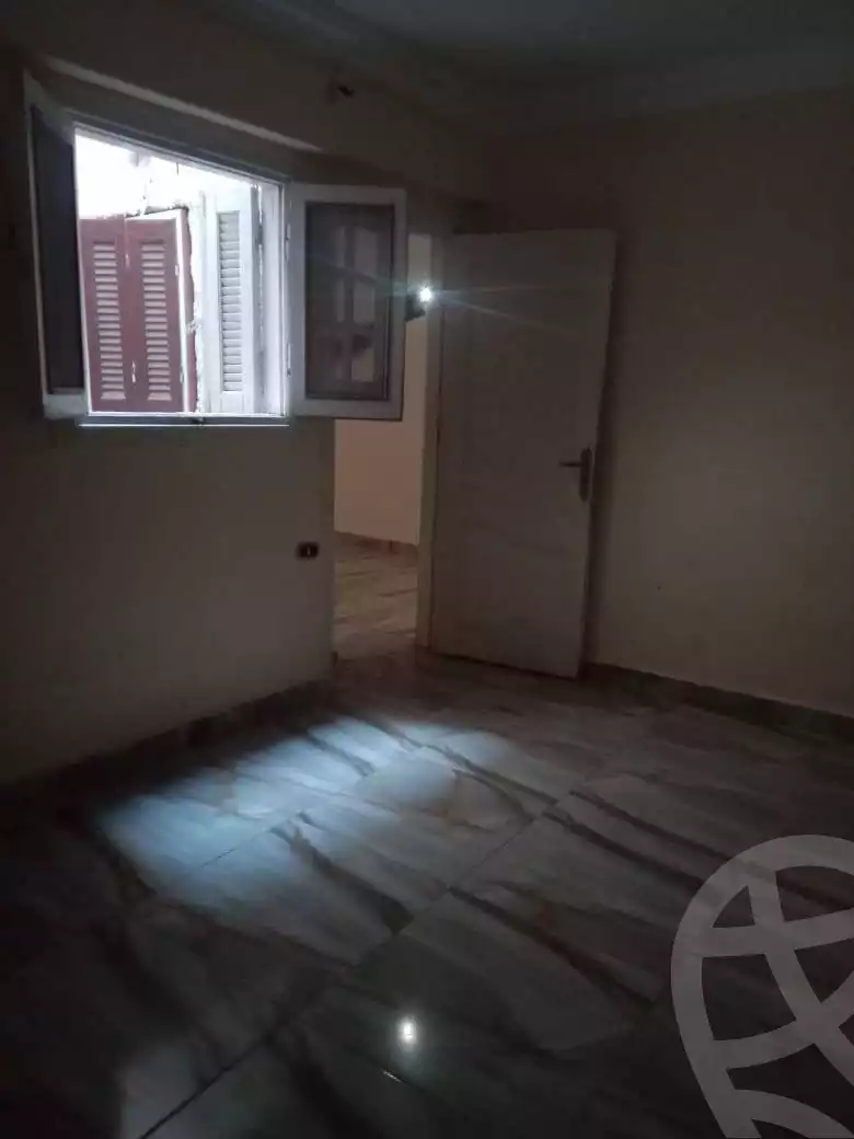 https://aqarmap.com.eg/ar/listing/5921652-for-sale-alexandria-l-jmy-lbytsh-el-zohour-st