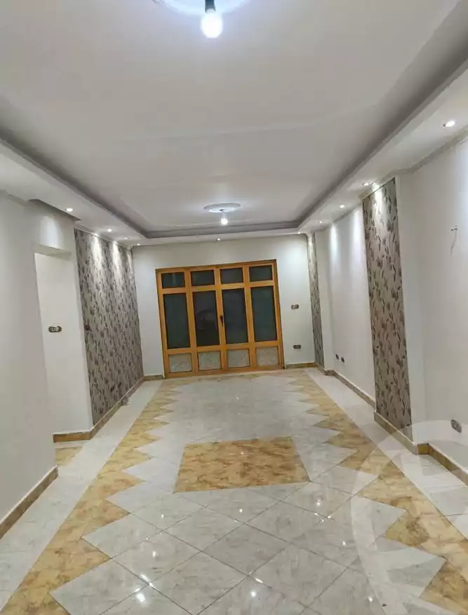 https://aqarmap.com.eg/ar/listing/5921906-for-rent-cairo-mokattam-lhdb-l-ly-shareaa-9