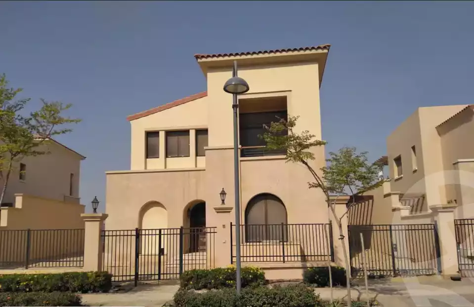https://aqarmap.com.eg/en/listing/5927303-for-sale-cairo-mokattam-compounds-uptown-cairo