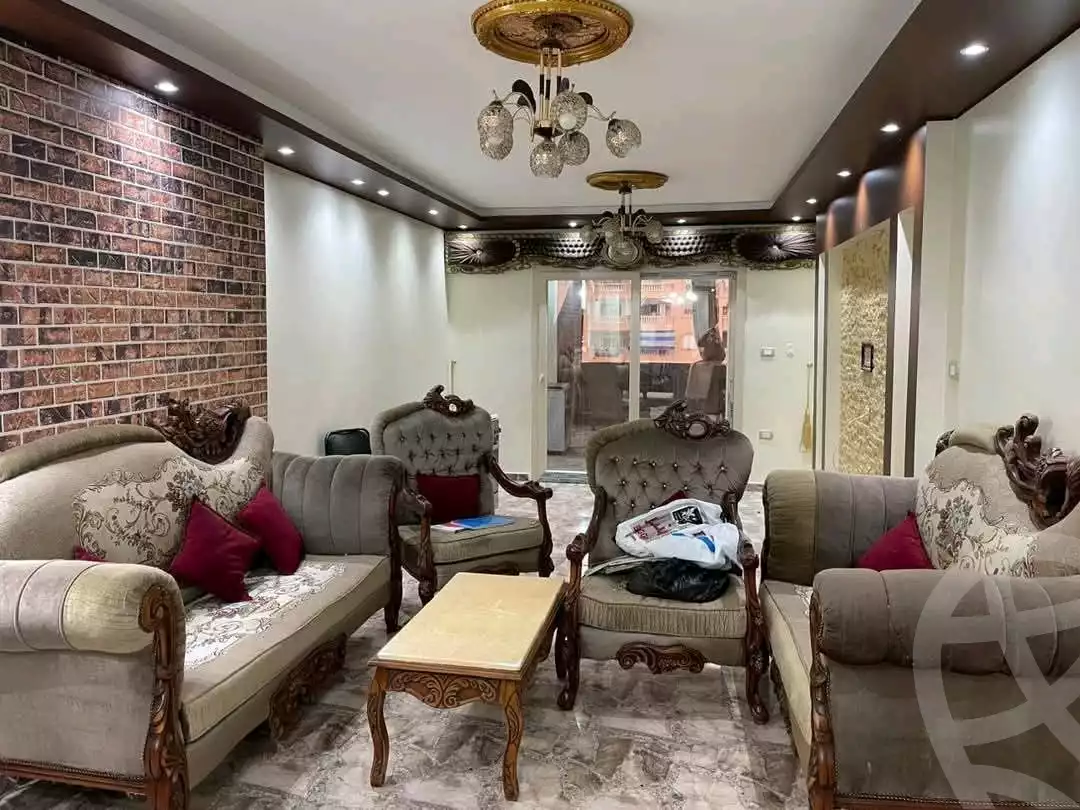 https://aqarmap.com.eg/ar/listing/5927601-for-sale-alexandria-l-jmy-lbytsh-bianchiii-el-bashwat-st
