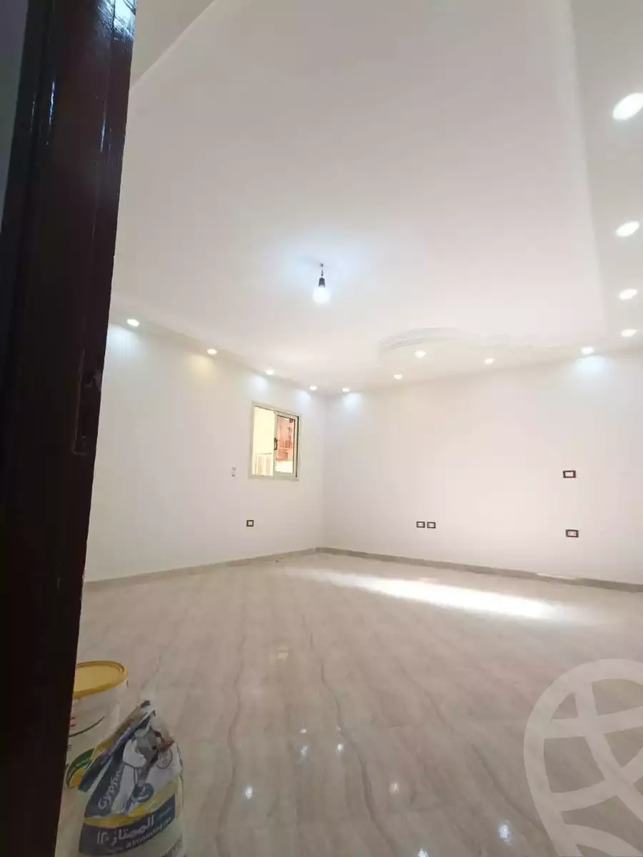 https://aqarmap.com.eg/en/listing/5928438-for-sale-cairo-helwan-helwan-el-sharkeya-ryad-pasha-st