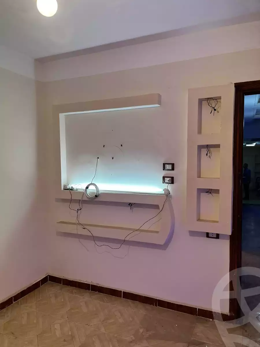 https://aqarmap.com.eg/ar/listing/5928850-for-sale-alexandria-lsywf-el-falki-street-16-el-eslah