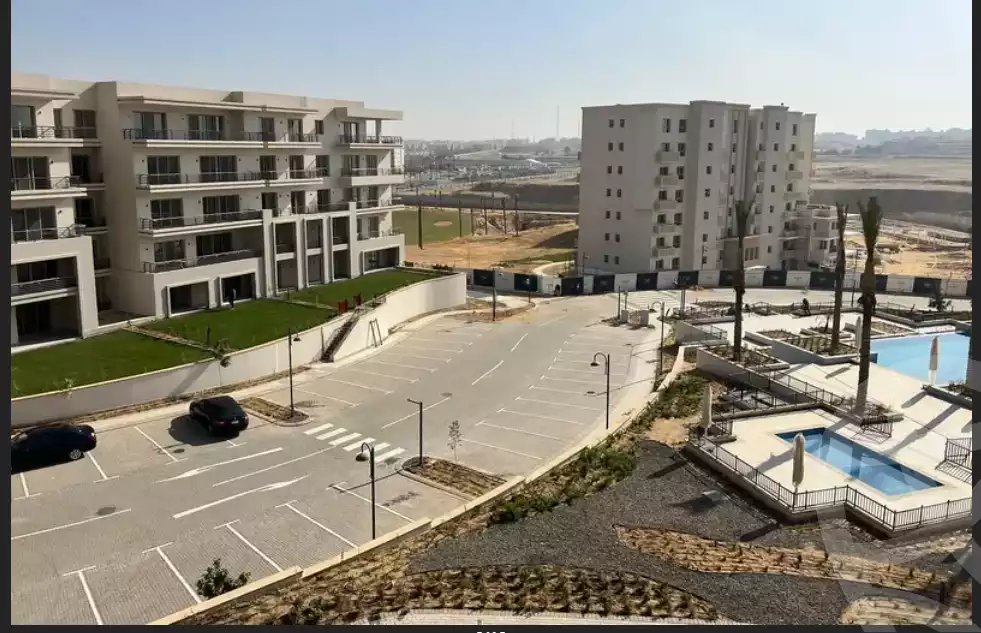 https://aqarmap.com.eg/ar/listing/5928901-for-sale-cairo-mokattam-compounds-uptown-cairo