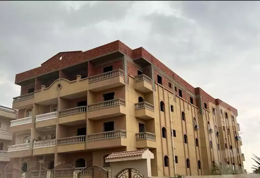 https://aqarmap.com.eg/en/listing/5928988-for-sale-cairo-al-oubour-el-hay-el-awal-el-taba