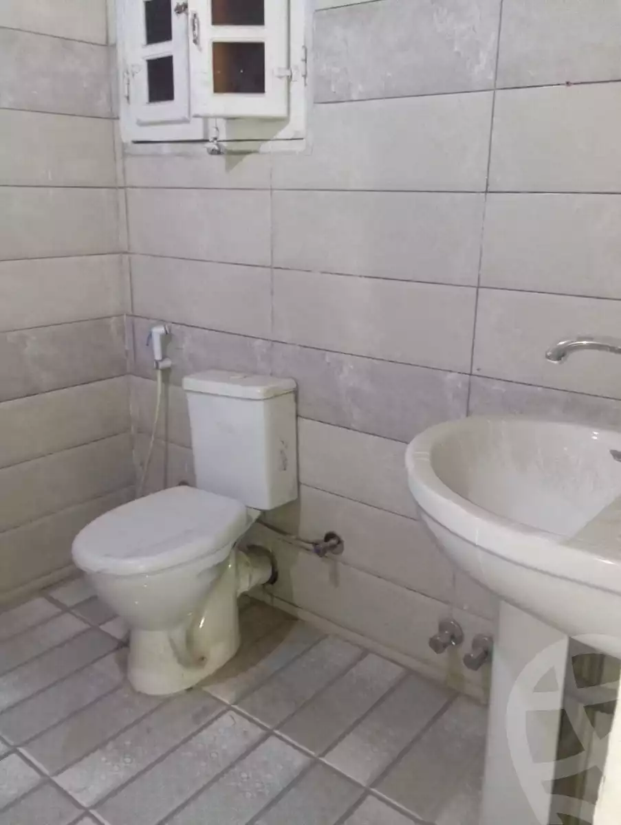 https://aqarmap.com.eg/ar/listing/5929023-for-rent-cairo-ain-shams-jsr-lswys
