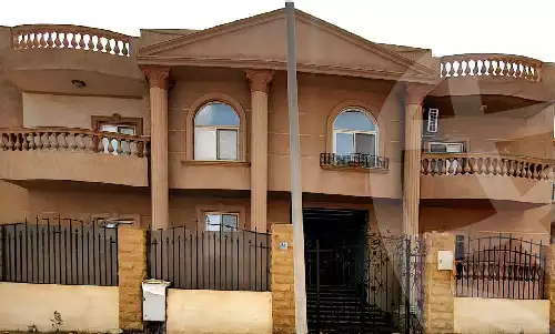 https://aqarmap.com.eg/en/listing/5929926-for-sale-cairo-new-cairo-sharq-el-akadamiya-al-tahrir-st