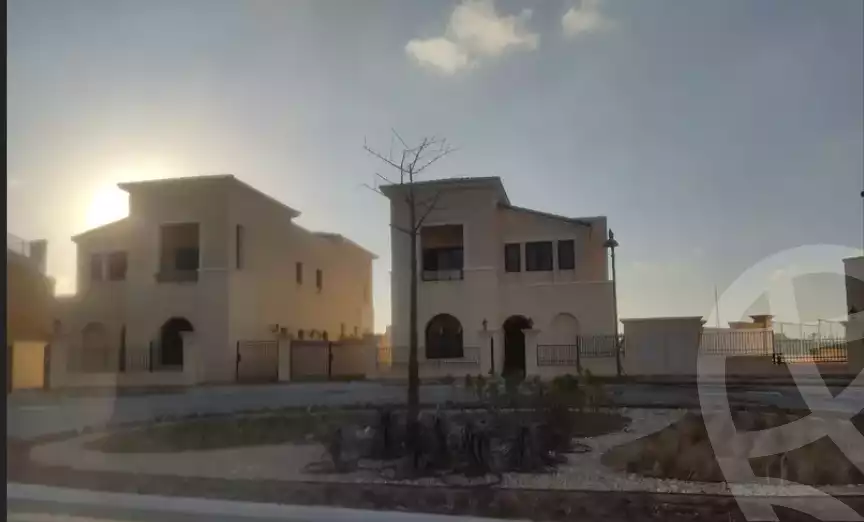 https://aqarmap.com.eg/en/listing/5929934-for-sale-cairo-mokattam-compounds-uptown-cairo