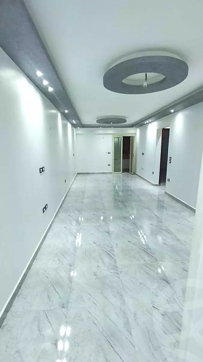 https://aqarmap.com.eg/ar/listing/5930368-for-sale-cairo-helwan-helwan-el-sharkeya-el-maraghi-st