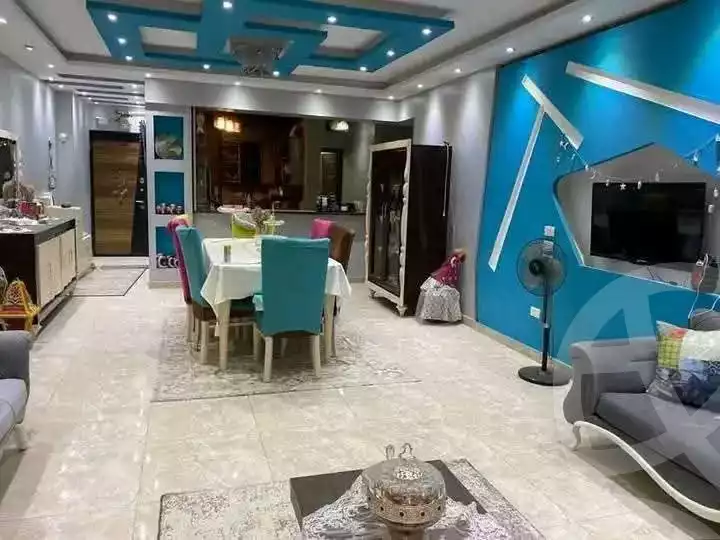 https://aqarmap.com.eg/ar/listing/5930381-for-sale-cairo-helwan-hadayek-helwan-nile-corniche-st