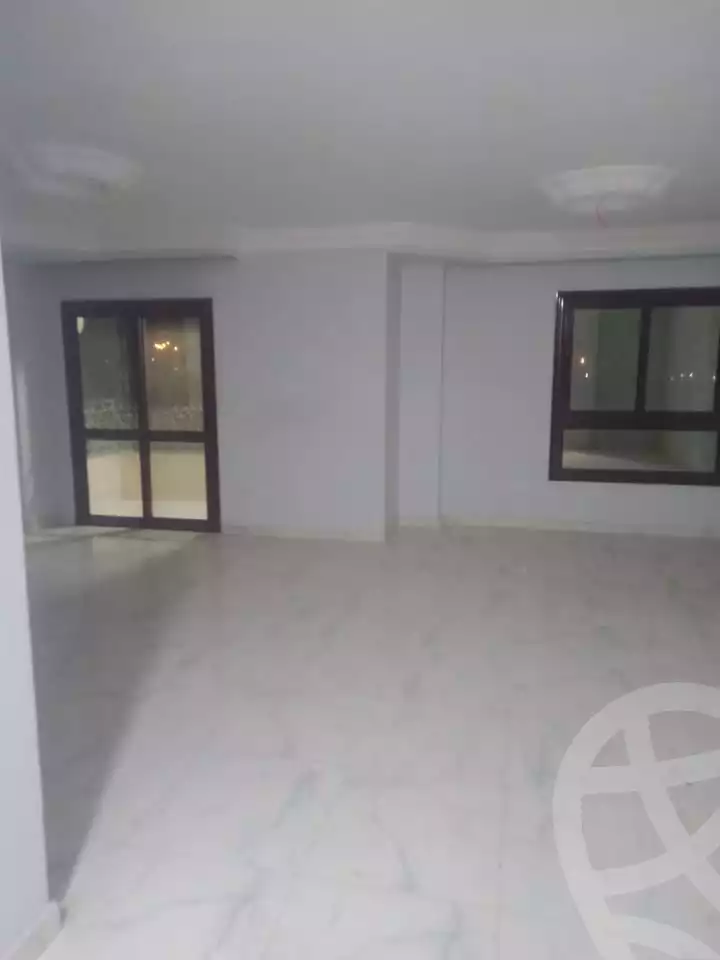 https://aqarmap.com.eg/ar/listing/5930526-for-rent-cairo-mokattam-lhdb-l-ly