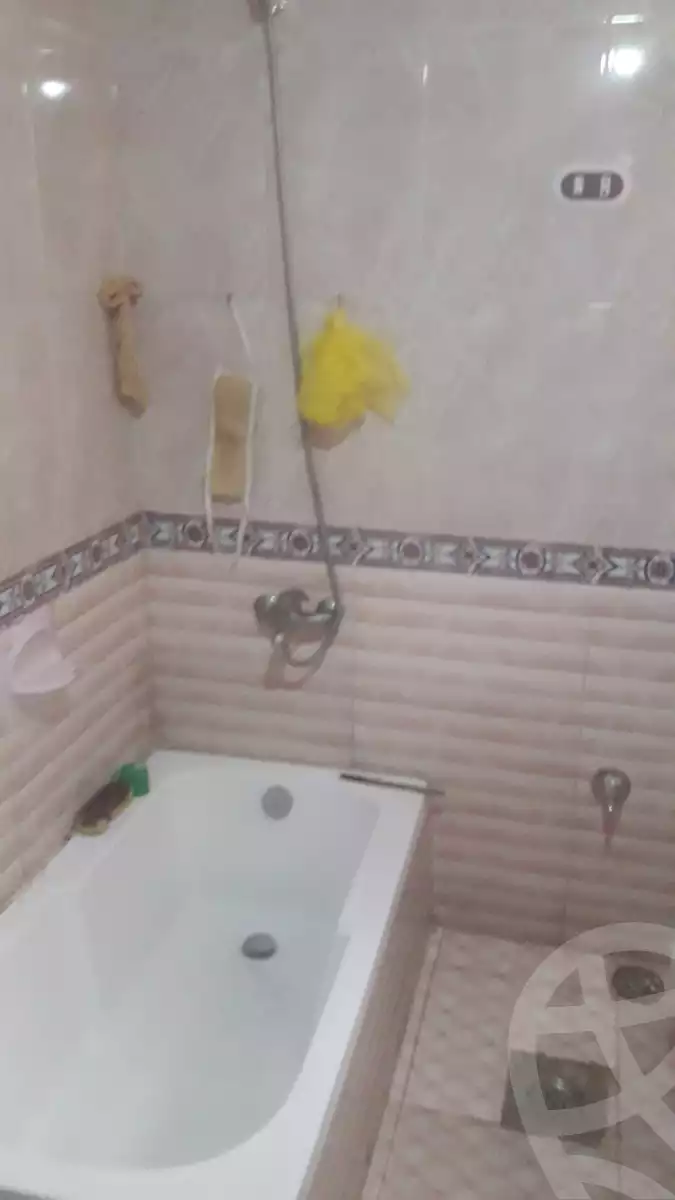 https://aqarmap.com.eg/ar/listing/5930955-for-sale-alexandria-l-jmy-el-hanouvel-abd-el-moneam-gaber-st