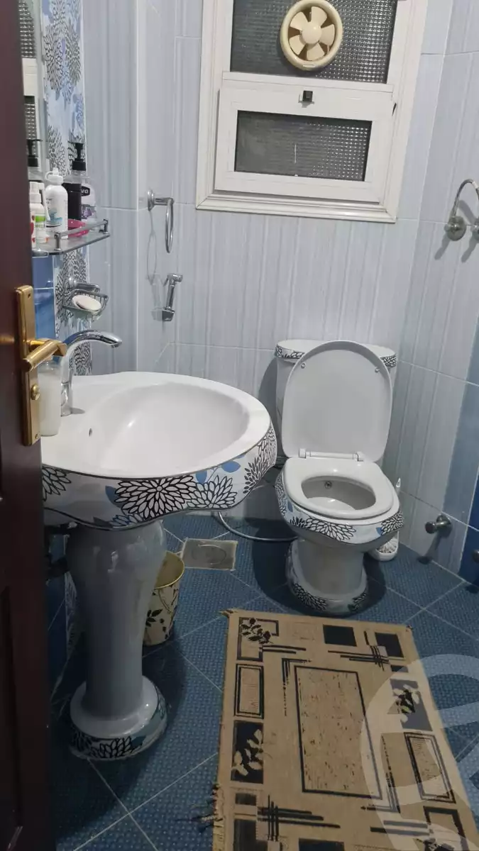 https://aqarmap.com.eg/en/listing/5931143-for-sale-cairo-el-sheikh-zayed-city-compounds-el-yasmeen-compound