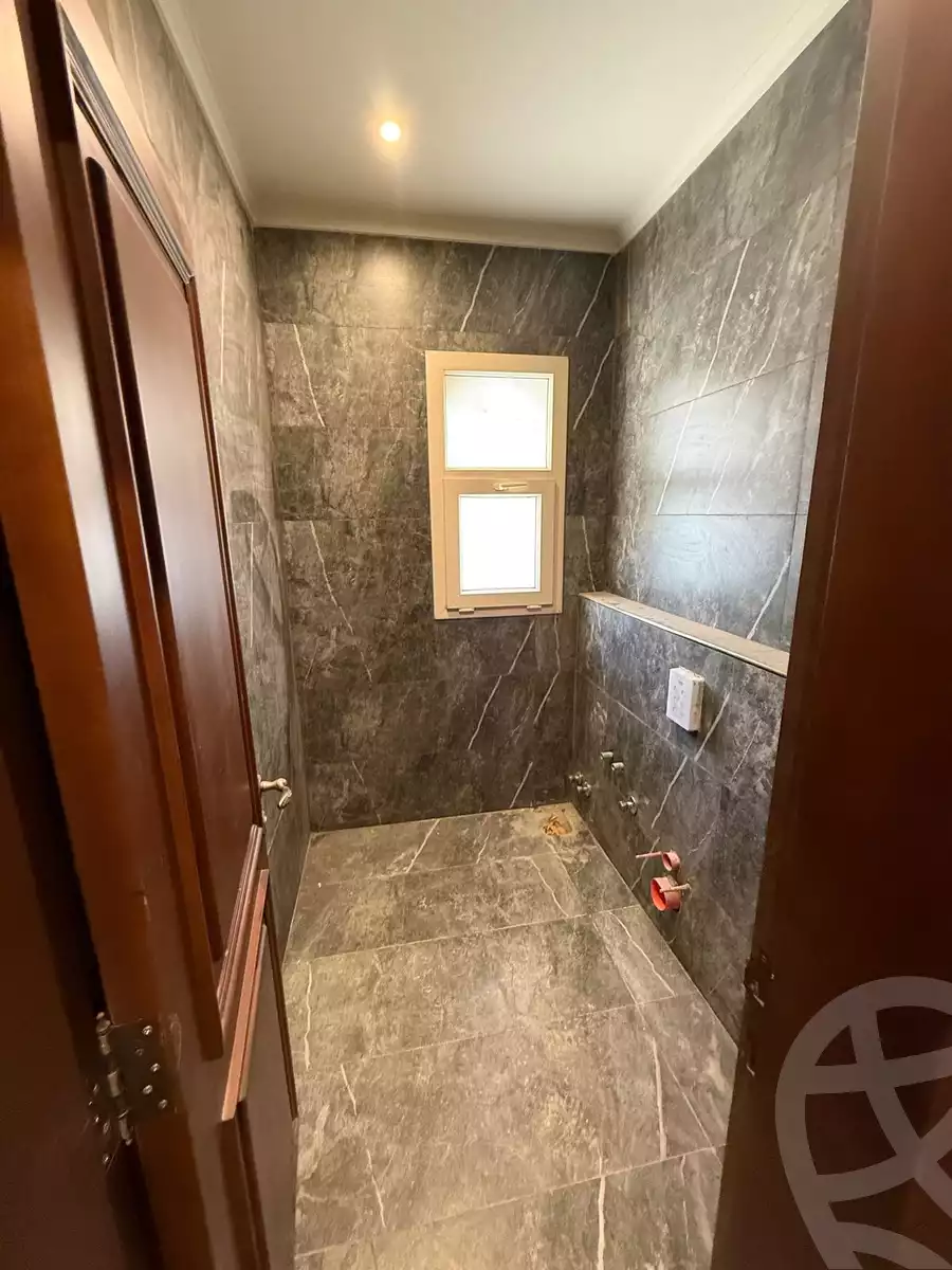 https://aqarmap.com.eg/en/listing/5932048-for-sale-cairo-new-cairo-compounds-el-patio-oro