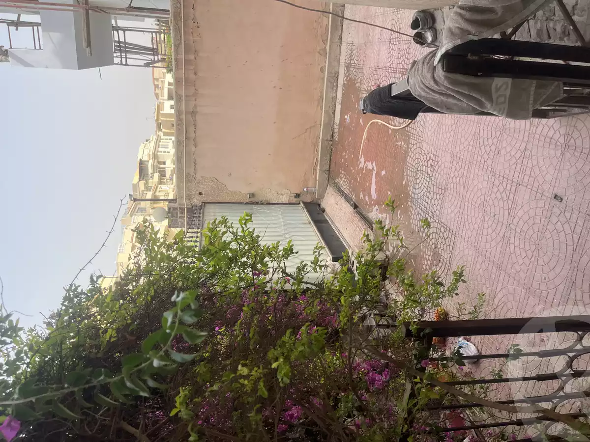 https://aqarmap.com.eg/en/listing/5933546-for-sale-cairo-new-cairo-el-ahyaa-first-neighborhood-no-32