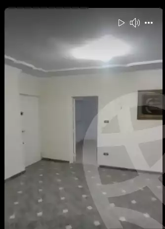 https://aqarmap.com.eg/en/listing/5934032-for-sale-cairo-helwan-helwan-el-sharkeya-mostafa-safwat-st