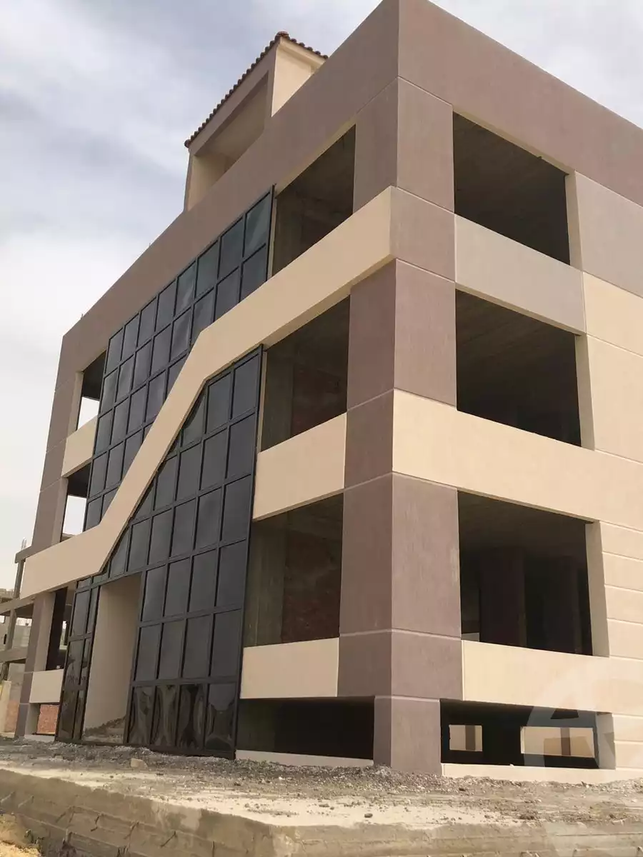 https://aqarmap.com.eg/ar/listing/5934684-for-sale-cairo-6th-of-october-el-wahatt-road