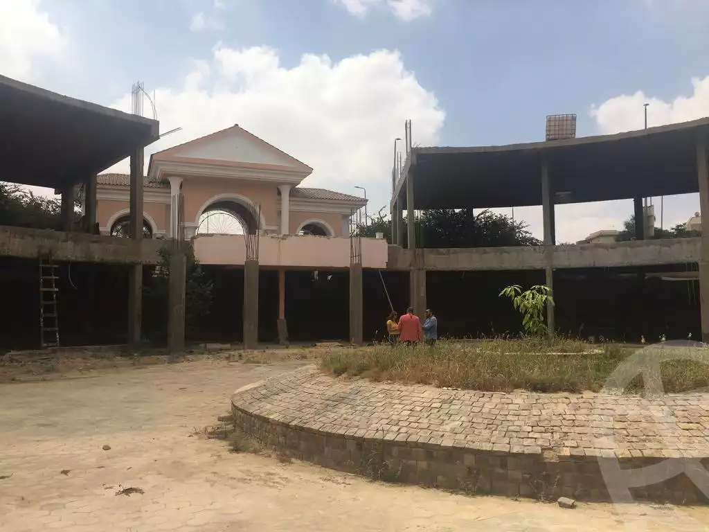 https://aqarmap.com.eg/en/listing/5934902-for-sale-cairo-el-sheikh-zayed-city-el-hay-elthany-lbstn
