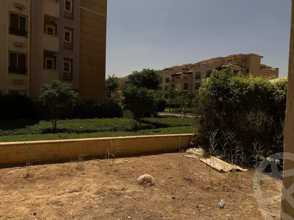 https://aqarmap.com.eg/en/listing/5934807-for-sale-cairo-new-cairo-compounds-stwn-ryzydns-by-ar-y-llttwyr