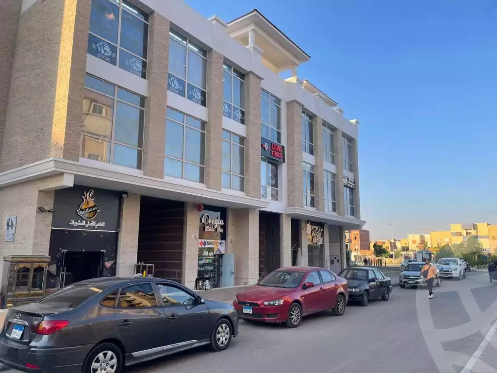 https://aqarmap.com.eg/en/listing/5937040-for-sale-cairo-6th-of-october-hadaeq-october-kmbwnd-fy-hdyq-ktwbr-djlh-blmz-m-mr-lmrshdy