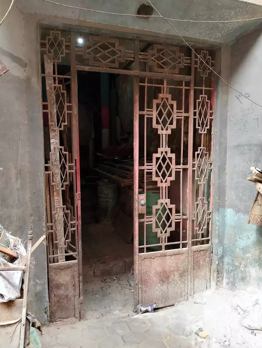 https://aqarmap.com.eg/en/listing/5937231-for-sale-cairo-downtown-el-darb-elahmer-souk-al-silah-st