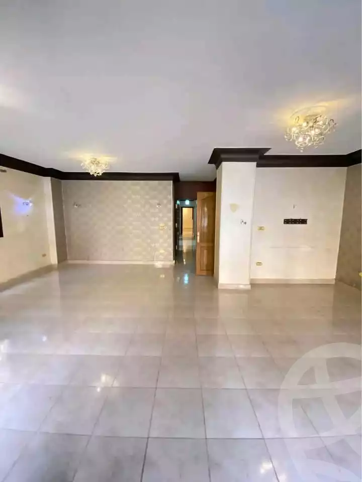 https://aqarmap.com.eg/ar/listing/5938088-for-sale-cairo-mokattam-lhdb-l-ly