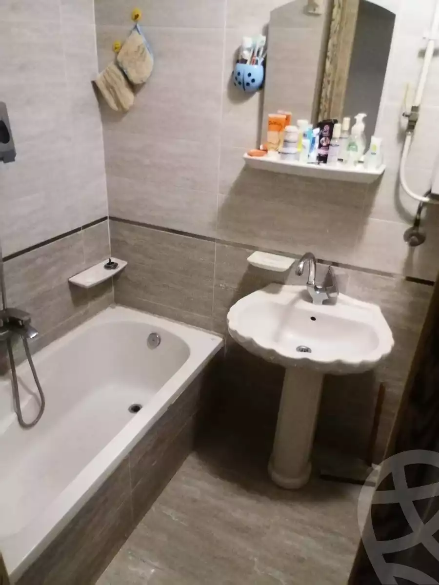 https://aqarmap.com.eg/en/listing/5938906-for-sale-cairo-el-matarya-teraat-el-gabal-st.
