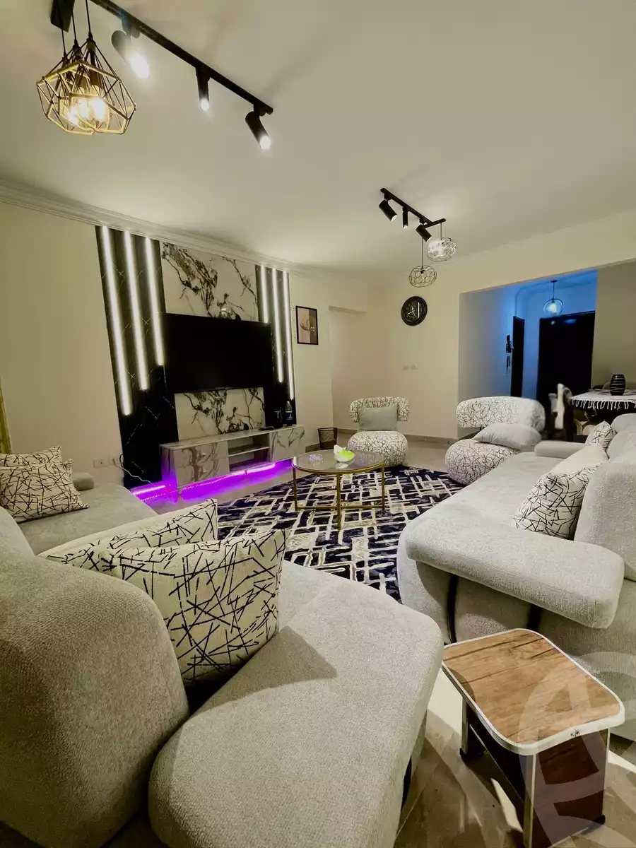 https://aqarmap.com.eg/en/listing/5939550-for-rent-cairo-el-sheikh-zayed-city-compounds-jn-2