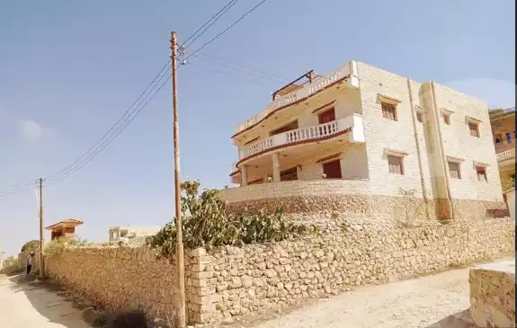 https://aqarmap.com.eg/en/listing/5939909-for-sale-marsa-matruh-marsa-matrouh-city