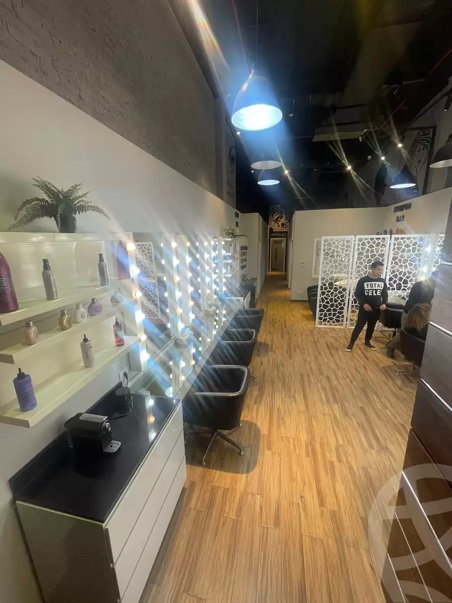 https://aqarmap.com.eg/en/listing/5940902-for-sale-cairo-el-sheikh-zayed-city-compounds-beverly-hills