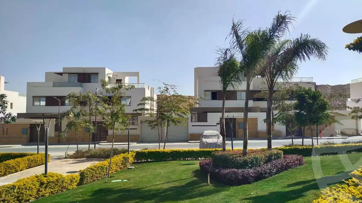 https://aqarmap.com.eg/en/listing/5941139-for-sale-cairo-6th-of-october-compounds-upville