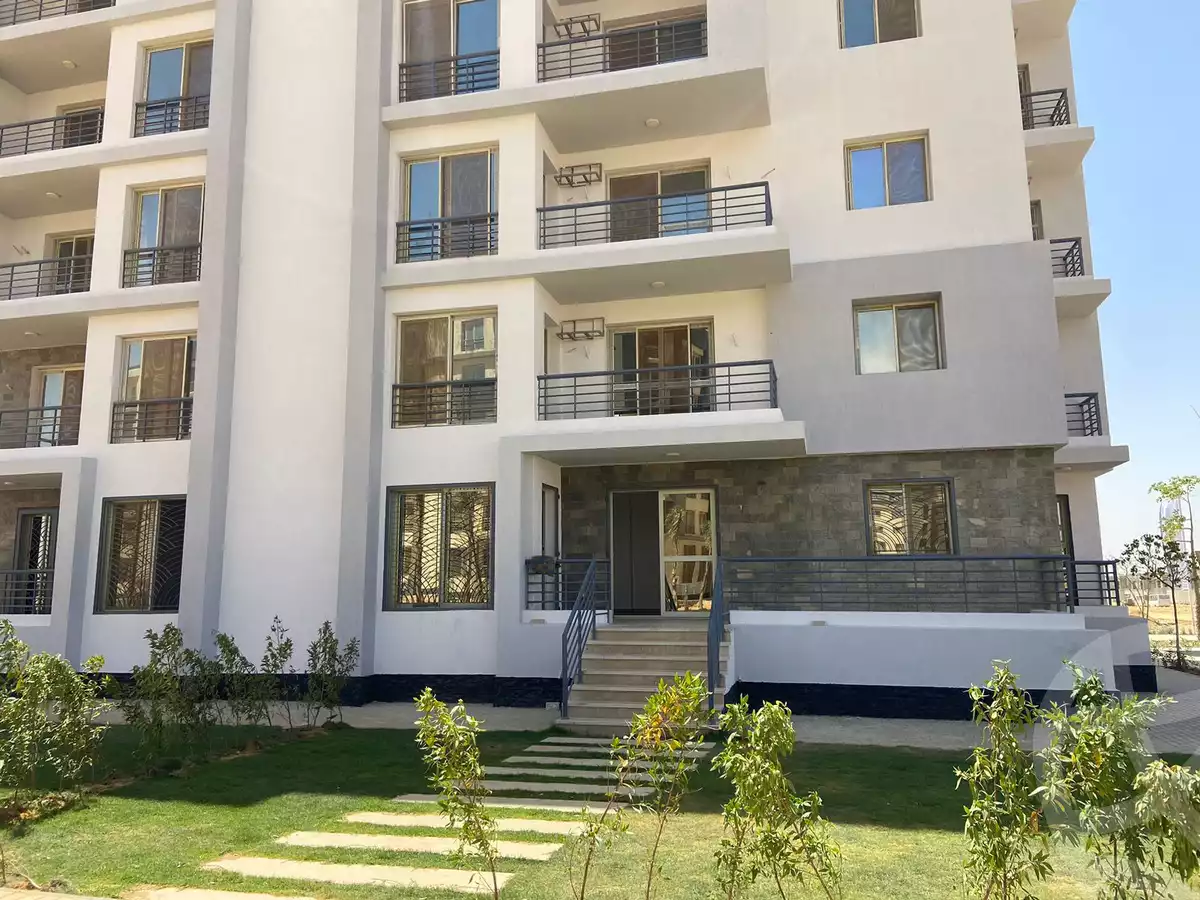 https://aqarmap.com.eg/ar/listing/5941396-for-sale-cairo-el-sheikh-zayed-city-lshykh-zyd-ljdyd-west-view-residence-hdp