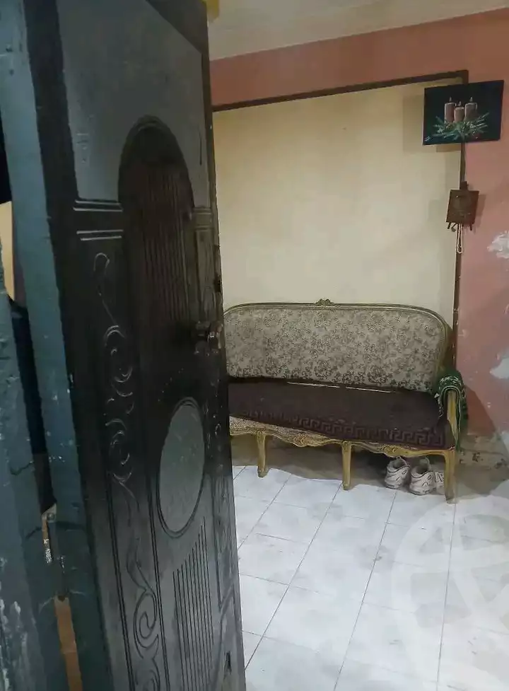 https://aqarmap.com.eg/ar/listing/5941855-for-sale-alexandria-bakoos-cinema-layla-st
