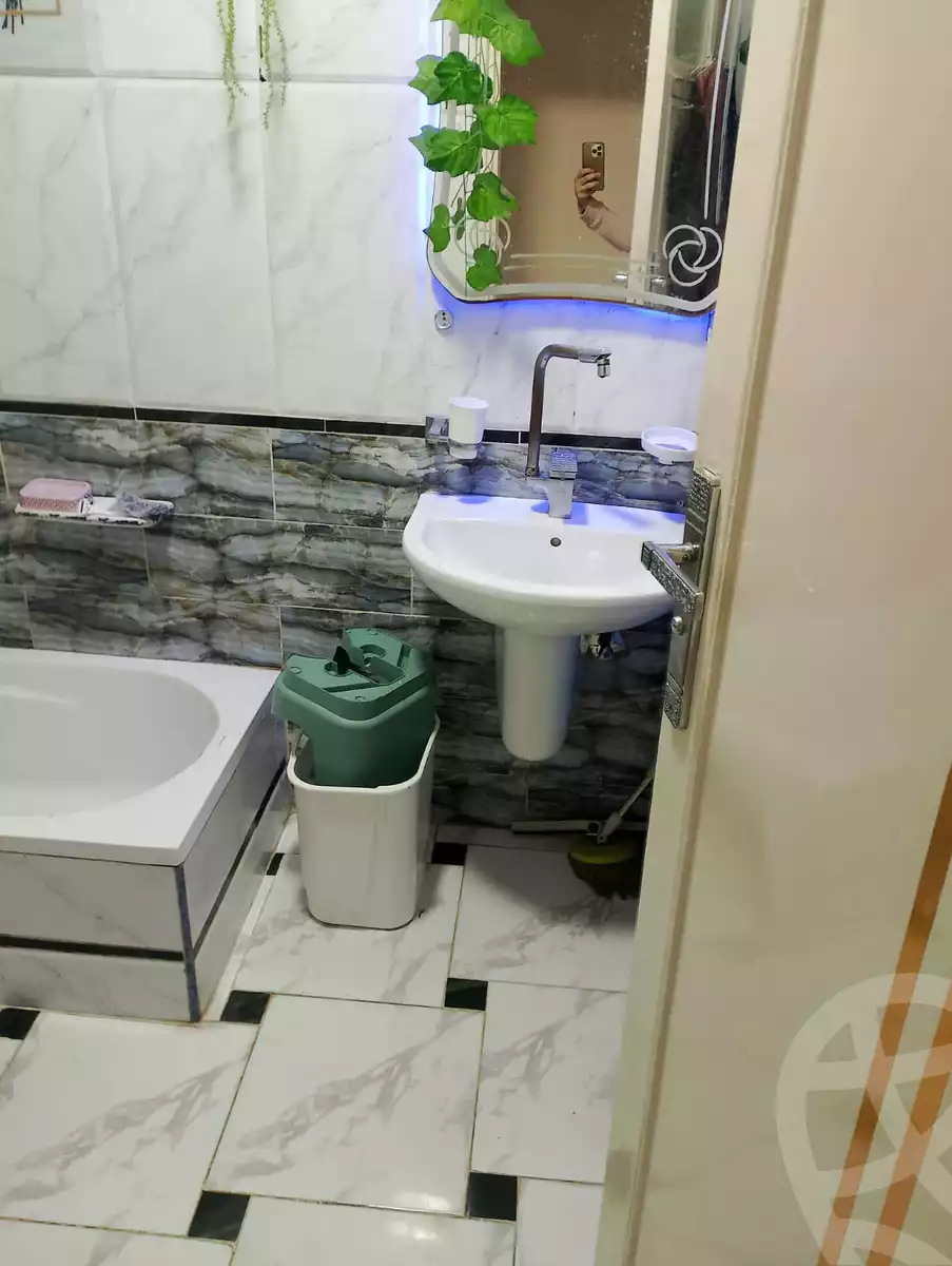https://aqarmap.com.eg/en/listing/5941888-for-sale-alexandria-l-jmy-lbytsh-el-talkhawy-st
