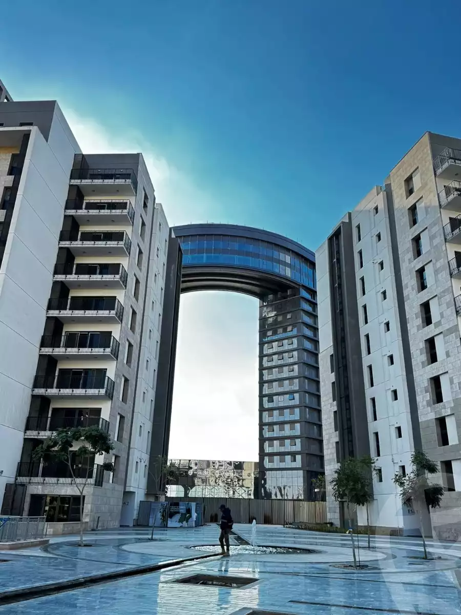 https://aqarmap.com.eg/ar/listing/5943838-for-sale-cairo-el-sheikh-zayed-city-compounds-zyd-wr-llttwyr-park-towers-zed-el-sheikh-zayed-compound